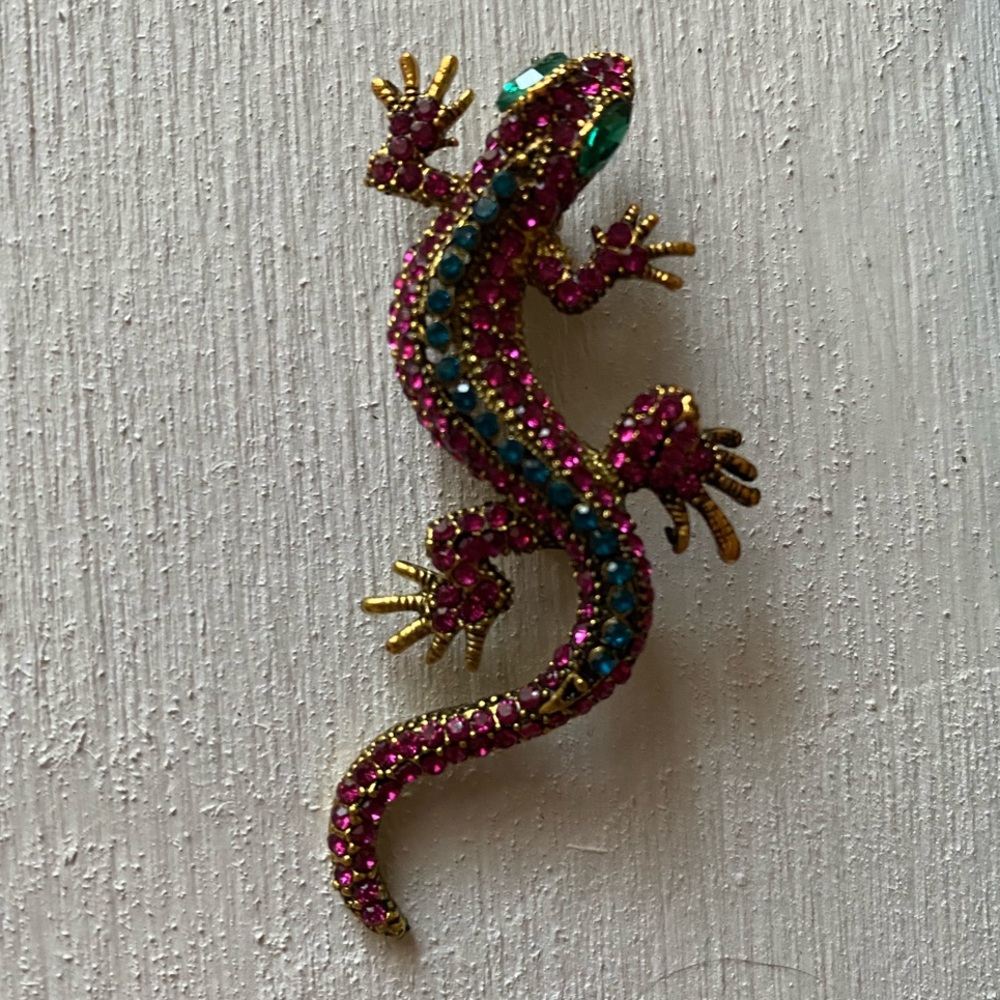 Sparkling Pink and Gold Lizard Brooch